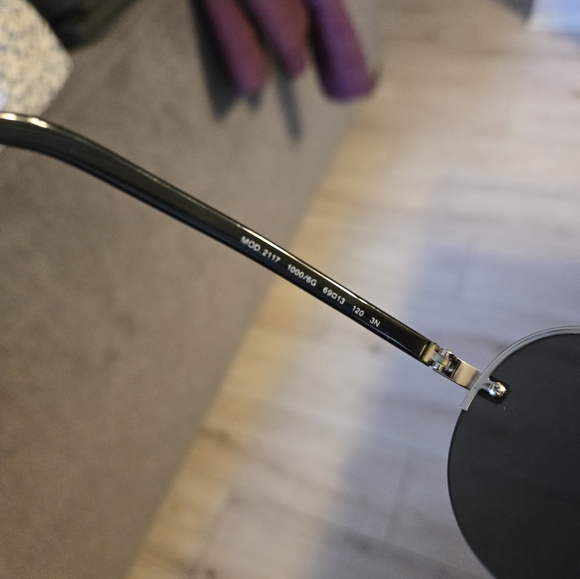 Versace aviator sunglasses - Picture 9 of 10